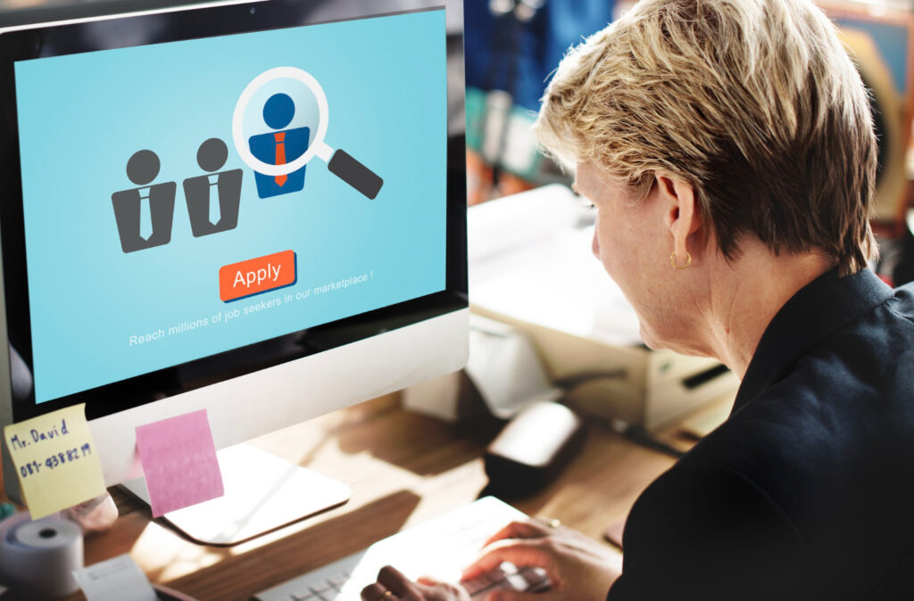 Who to hire first at a startup (and who not to) | Foundersmax Who to hire first at a startup (and who not to)